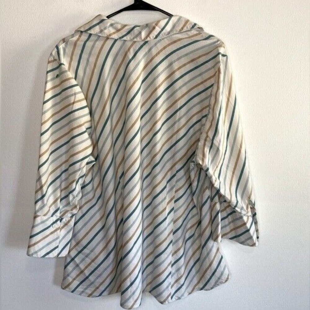 Lane Bryant Button Down 3/4 Sleeves Shirt Size 22/24 Stripes Cream Stretch - Picture 2 of 6